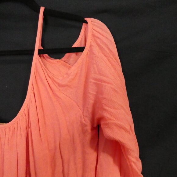 LOVE & LEGEND | size 16 | Salmon Pink Cold Shoulder Top With Buttons - Picture 11 of 14